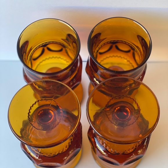 1960s Amber Set of 4 King’s Crown Thumbprint Wine Goblets - Picture 4 of 7